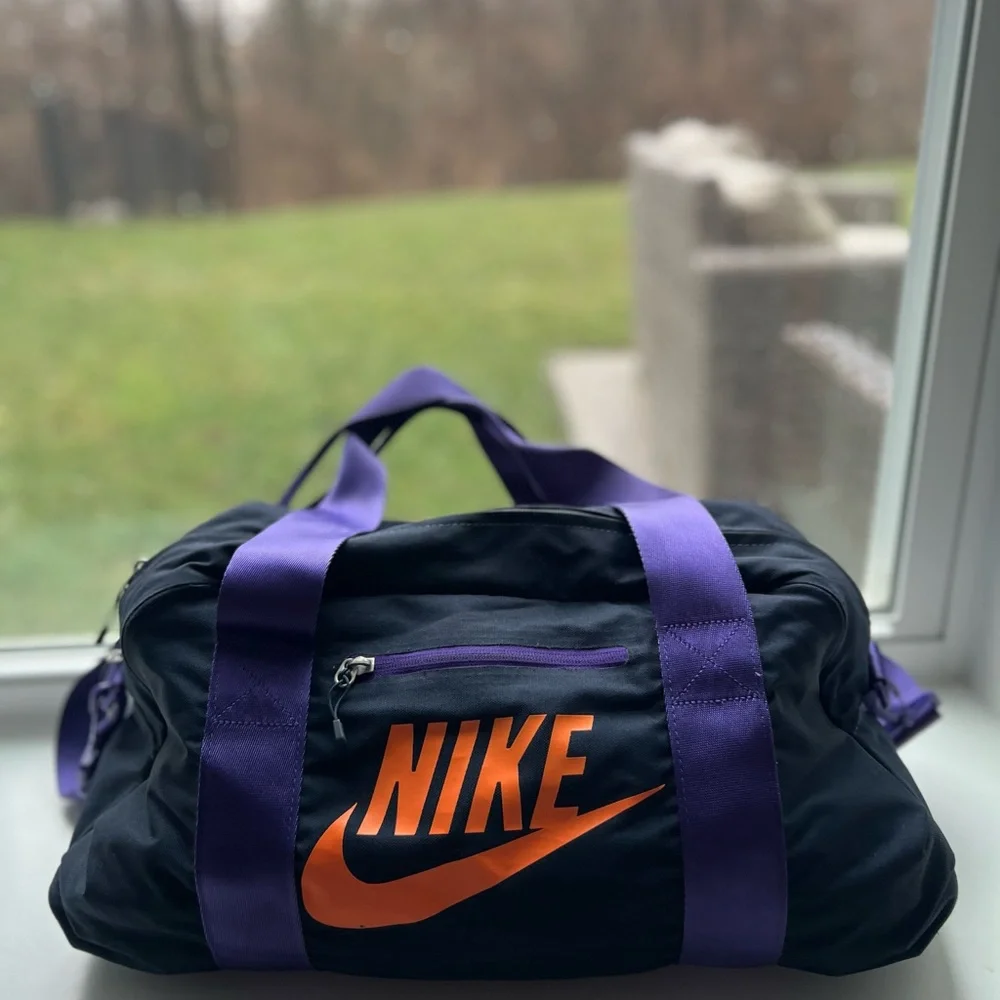 Nike Black and Orange Duffel Bag with Purple Straps - Picture 3 of 3